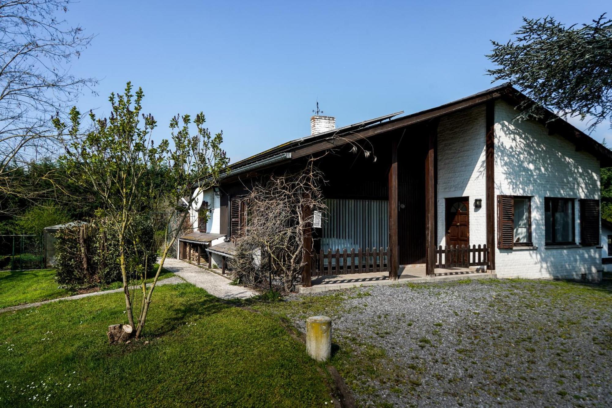 Villa Spacieuse Et Accueillante Mons Luaran gambar